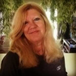 Meet your Posher, Constance